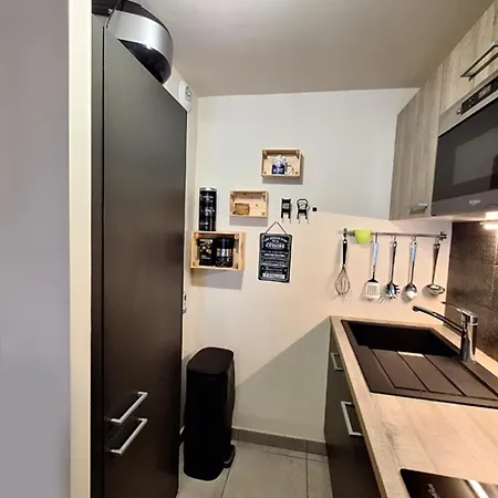 Cosy 3-room Near The Arc 1800 Area דירה בור סן מוריס