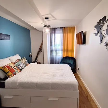 דירה Cosy 3-room Near The Arc 1800 Area בור סן מוריס
